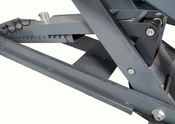 Ultra Thin Small Car Lifter with Double Cylinder Hydraulic Lift Lifting Capacity 4000kgs
