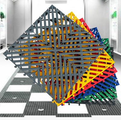 Interlocking Checkered Garage Flooring for Workshop Gym Showroom Cleaning Applications