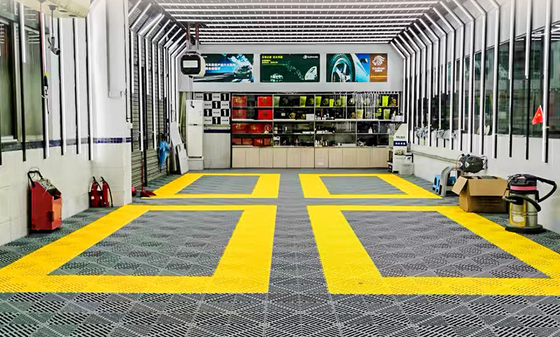 Other Features Anti-Skid Plastic Floor Tiles for Car Washing and Durable PP Material