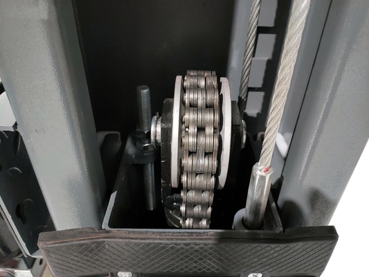 Electrical Lock Release Two Post Car Lift with 4000kgs Lifting Capacity CE Certified